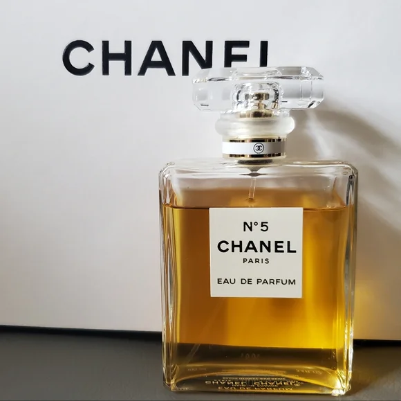 Chanel-Nº⁵ - Picture 2 of 13
